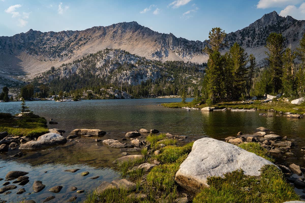 Hummock Lake in the  Boulder Chain Lakes Basin along the White Clouds Loop