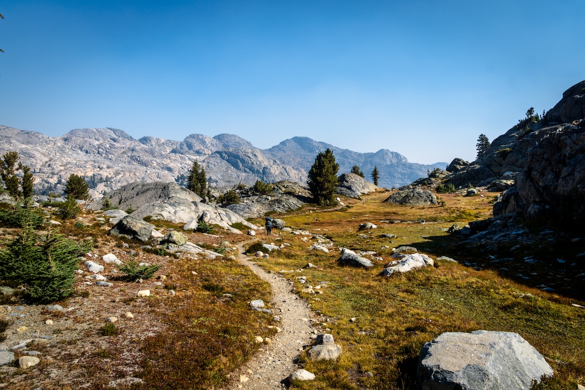 The trail down to Ediza Lake from Iceberg Lake