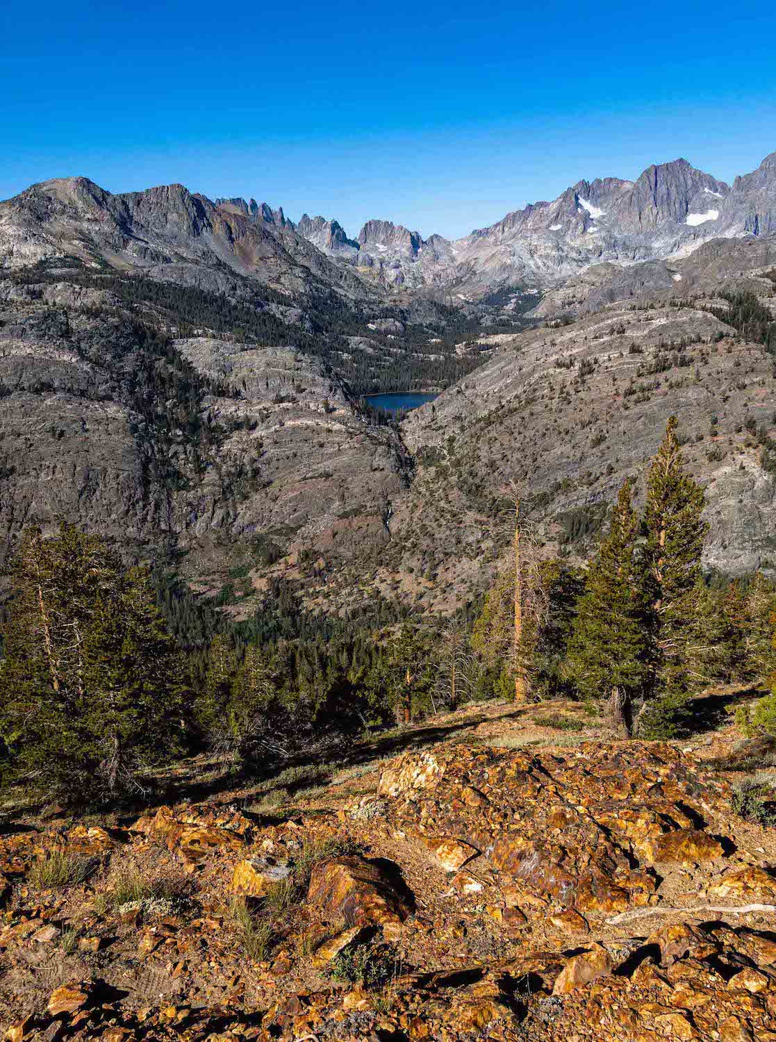 Shadow Lake from the Pacific Crest Trail / John Muir Trail