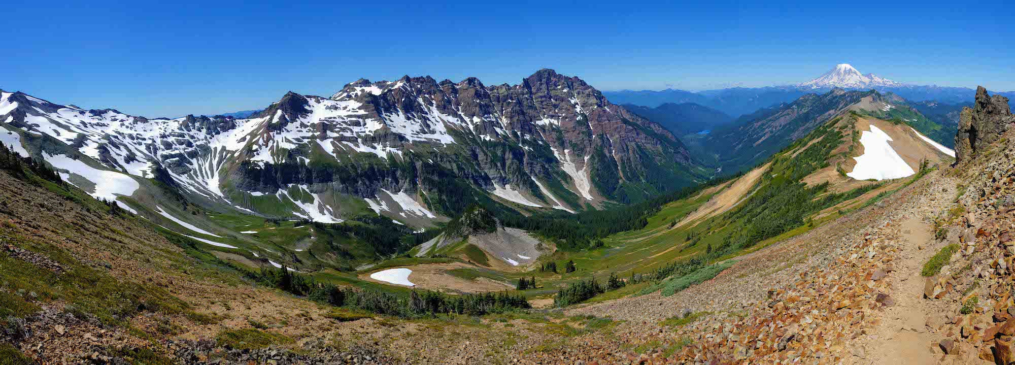 View from the Pacific Crest Trail in Goat Rocks Wilderness