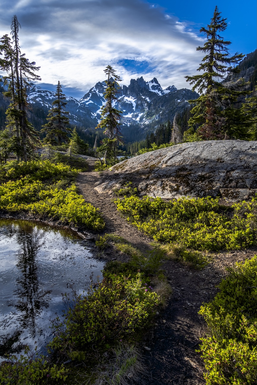 Spectacle Lake in Washington's Alpine Lakes Wilderness. Photo by Brock Dallman